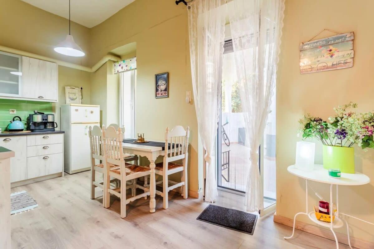 Kalamata Rose Nest - Urban Comfy Escape Dış mekan fotoğraf